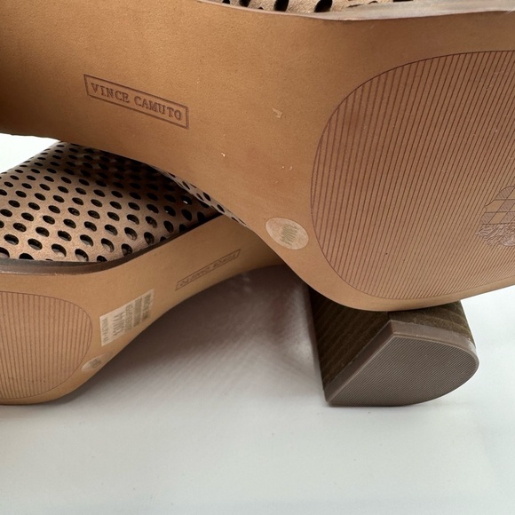 Vince Camuto Women's Katnina Leather Laser Cut Ankle Boots Brand New - Picture 9 of 12